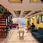 Ostelo Mumbai Airport Hostel