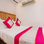 Hostel Hangout *
