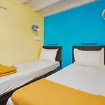 Hangout Hostel