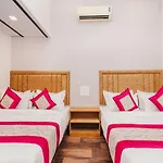 Hostel Hangout