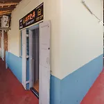 Hangout Hostel Mumbai