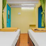 Hangout Hostel Mumbai