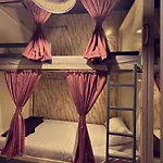 Hostel Lucky Beds Pg And