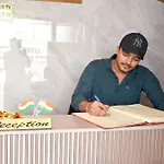 Hotel Royal Bkc