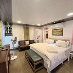 Apartment Independent 25 Corner House Bandra West