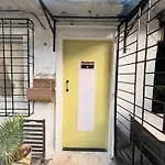Apartment Independent 25 Corner House Bandra West Mumbai
