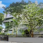 Super Collection O Sanpada Railway Junction