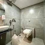 Riza Nesco Exhibition Centre Goregoan 3*
