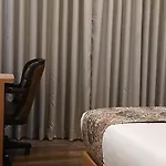 Shine Hospitality Premium Hotel