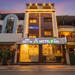 Hotel Via 7 Am