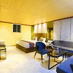 Hotel Fabhotel Nexus - Nr Nesco