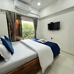 Zenith & Service - Powai 3*