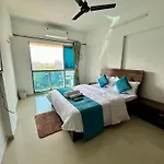 Apartment Zenith Service - Entire 2bhk Near Airport And Iit Powai *