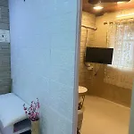 Apartment The White 2 *