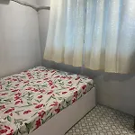 The White 2 Apartment