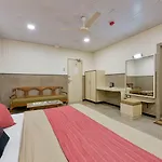 Royal Castle Hotel
