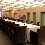 The Roa Hotel