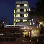 Bloom Hotel - Juhu