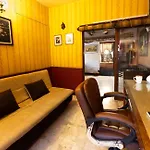 Apartment Cosy Artistic In Andheri H *