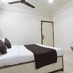 Hotel Oyo 935 Palkhee Mumbai
