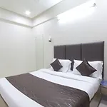 Hotel Oyo 935 Palkhee 3*