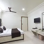 Hotel Oyo 935 Palkhee 3*