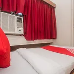 Oyo 935 Palkhee Hotel 3*