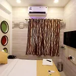 Golden Residency Hotel 2*
