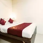 Hotel Saffron Inn