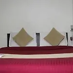 Hotel Saffron Inn 3* Mumbai