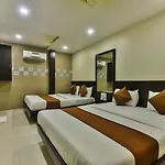 Hotel Guestinn Residency