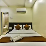 Guestinn Residency Hotel 3*