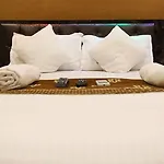 Onyx Residency 3*