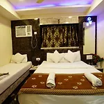 Hotel Onyx Residency