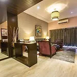 Express Hotel 3*