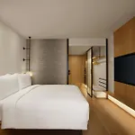 Hotel Fairfield By Marriott Andheri West 4*
