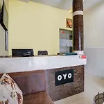 Oyo 845 Kailash Park 2*