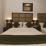 Meriton Buisness International Airport T-2 Hotel
