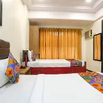 Via Aksa Inn