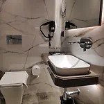Maxxvalue Midc - Andheri Hotel 3*