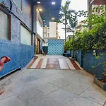 Hotel Aura - Near Malad Link Road