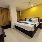 Hotel Aura - Near Malad Link Road Mumbai