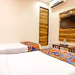 Fabexpress Sarah Gold - Nr Nesco Exhibition Center Hotel 3*