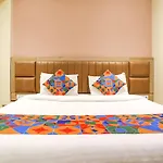 Hotel Fabexpress Divine Hospitality Mumbai