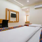 Fabhotel 7 Square - Nr Bkc Hotel