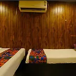 Colaba Janta Hotel 4*