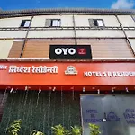 O Sr Residency Hotel 3*