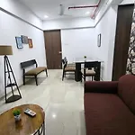 Apartment Iuc 301 Private 1bhk 3 Min Nesco Nirlon *