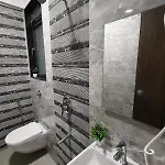 Iuc 301 Private 1bhk 3 Min Nesco Nirlon Apartment Mumbai