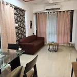 Apartment Iuc 301 Private 1bhk 3 Min Nesco Nirlon *